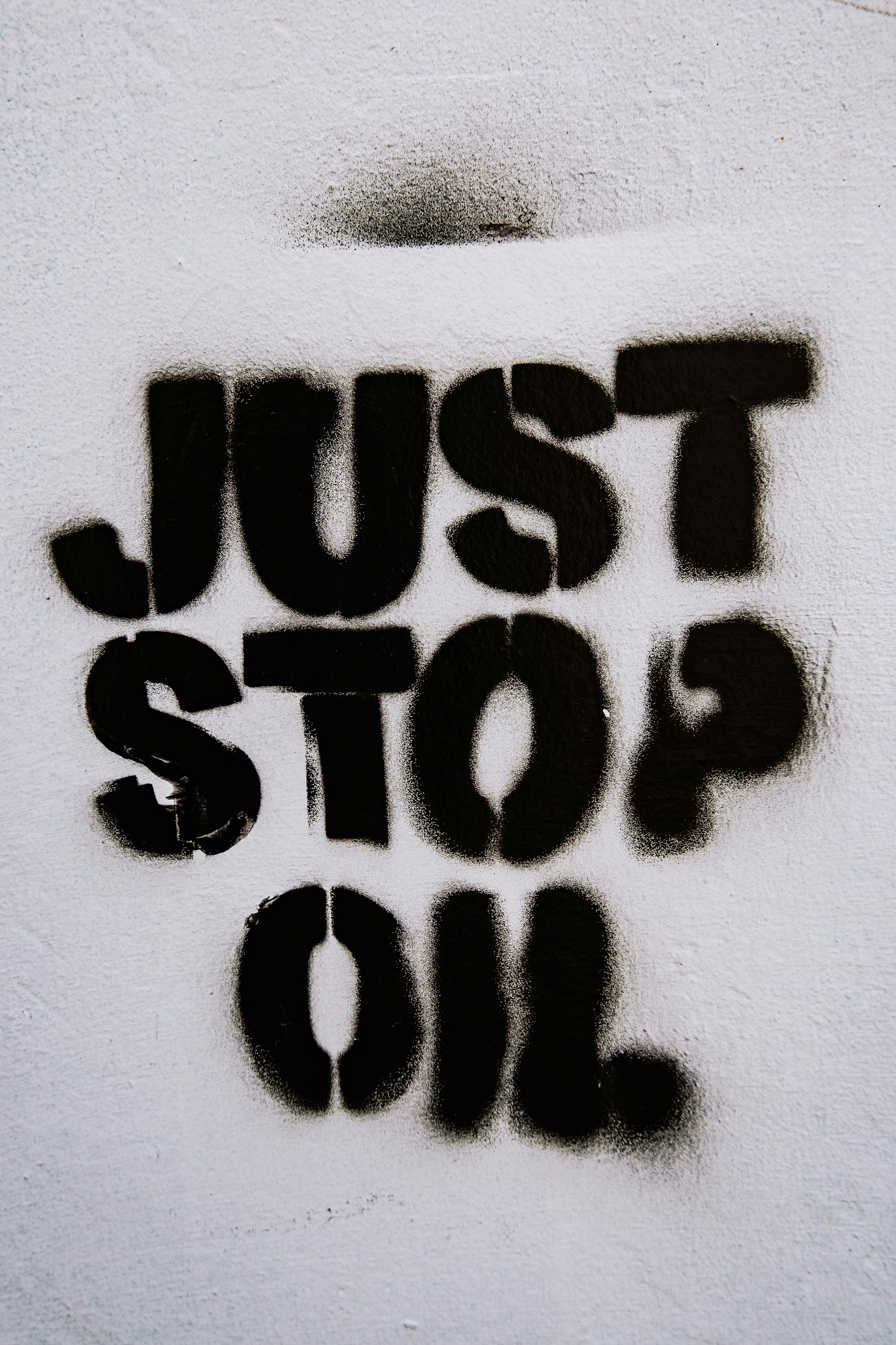 BREAKING: Just Stop Oil begin blockade of England’s largest oil refinery